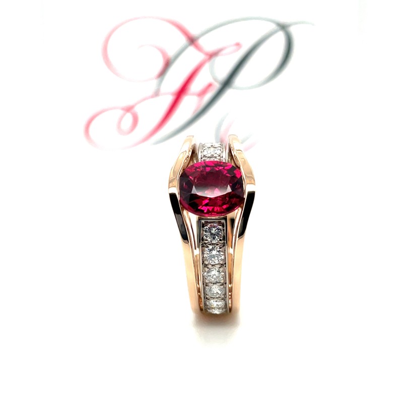 Bague Or 18 carats Rubellite et diamants vers autour de moi