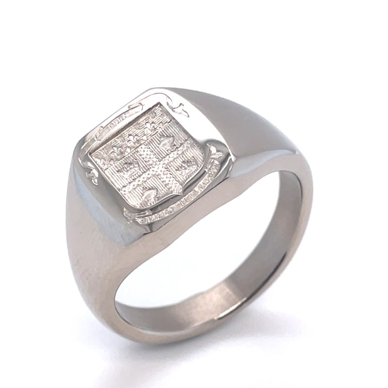 Chevalière héraldique pour homme en or blanc 18 carats