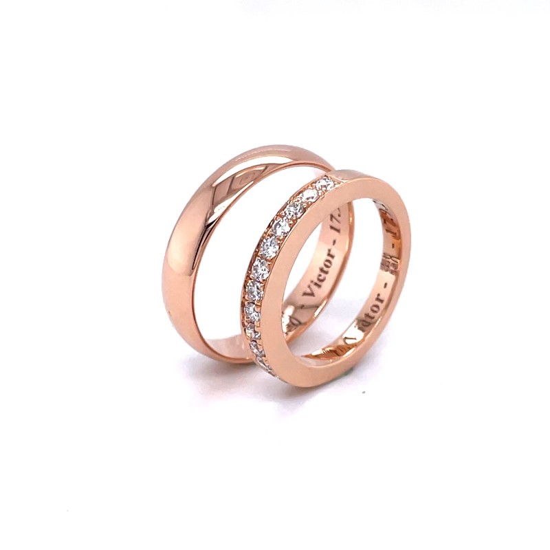 Alliances gravées en or rose avec des diamants, fabriquées sur mesure dans une bijouterie près des Monts d'Or
