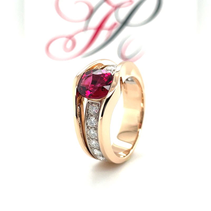 Bague en or tourmaline rose et diamants proche de lyon