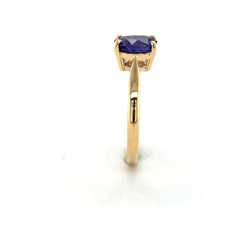 bague Tanzanite or jaune serti griffes 