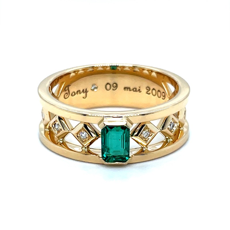 Création de bague de mariage en or jaune, émeraude et diamants, fabriqué sur mesure par votre joailler près de Lyon 9