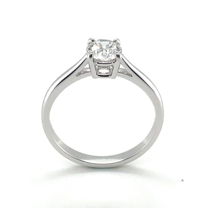 Bague en or blanc et diamant sertis griffes proche d' Anse