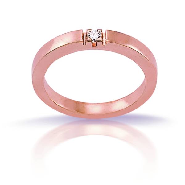 Bague solitaire forme carrée en or rose pour femme chez Florentin POYET artisan joaillier à Villefranche- sur- Saône