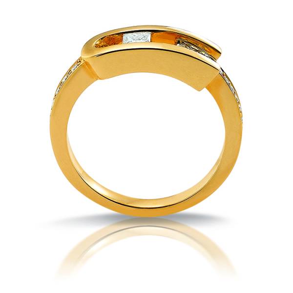 Cadeau anniversaire de Mariage - Bague en or jaune et diamants taille princesse Florentin POYET