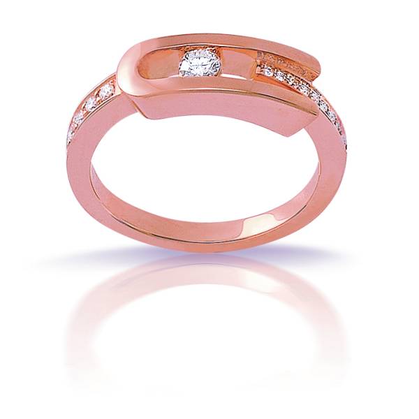 Cadeau d'anniversaire : bague en or rose et diamants pour femme pas vue Florentin POYET bijoutier joaillier dans le Rhône