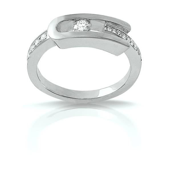 Bague d'exception pour femme en or blanc et diamants de Florentin POYET Artisan Bijoutier Joaillier proche de Lyon