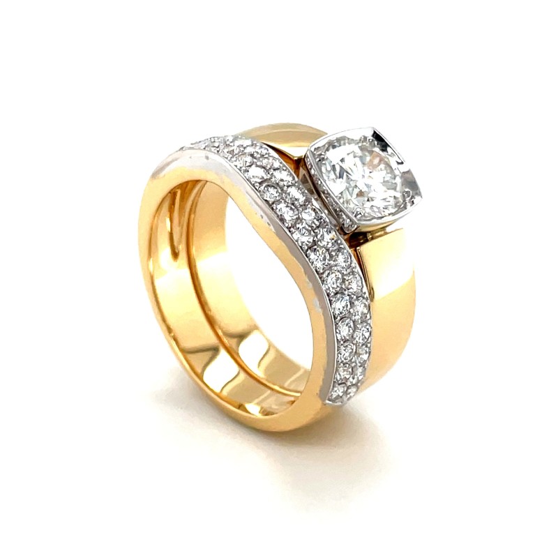 Création d’une bague solitaire diamant de plus d' 1 carat or jaune et or blanc par un joaillier proche des Mont d'Or (69)