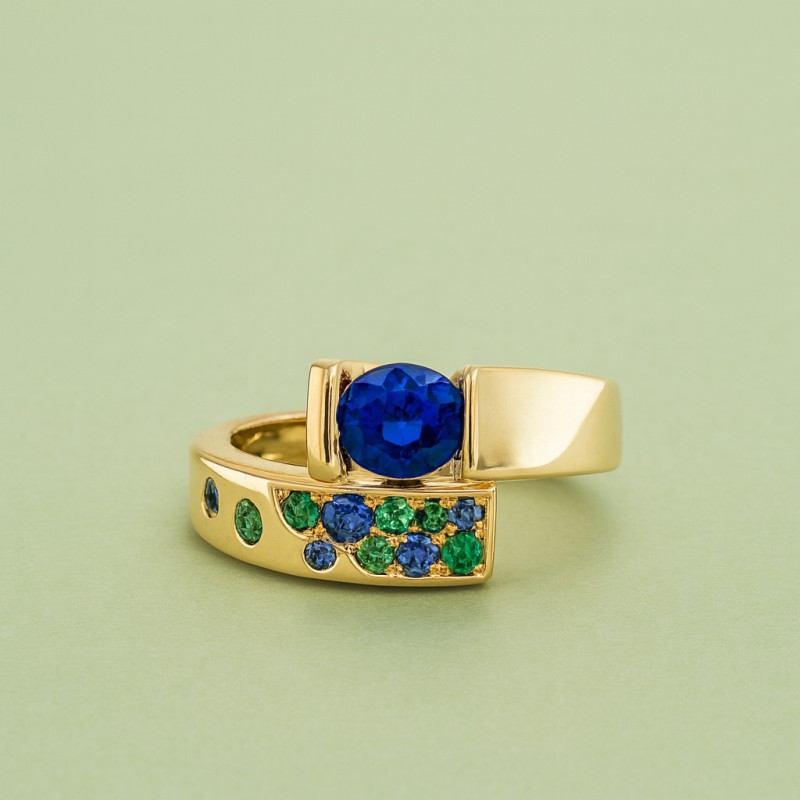 bague en or jaune et saphir idée cadeau anniversaire de mariage noces de saphir proche de lyon