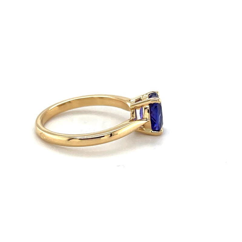 bague Tanzanite or jaune serti griffes 