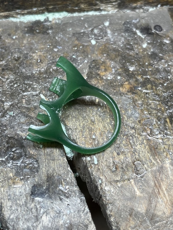 bague originale en or jaune avec des citrines fabriquée sur mesure